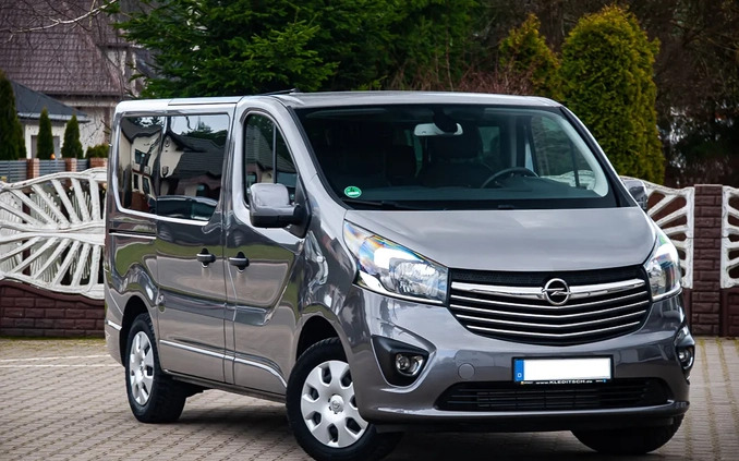 Opel Vivaro cena 66990 przebieg: 236000, rok produkcji 2018 z Korfantów małe 781